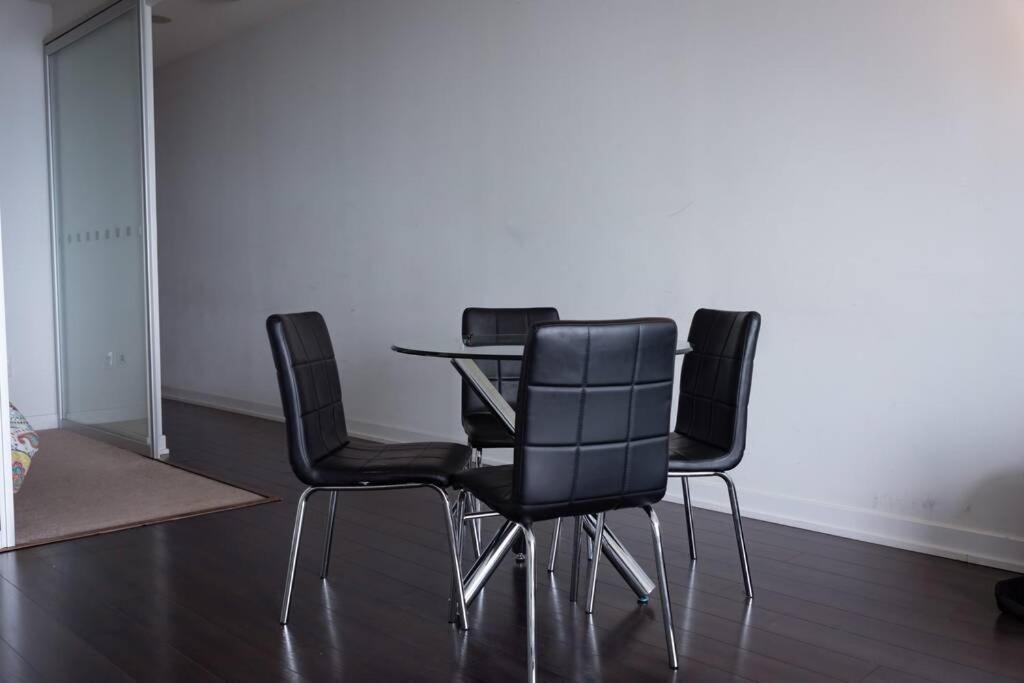Apartment Classic Downtown Lakeview With Free Parking