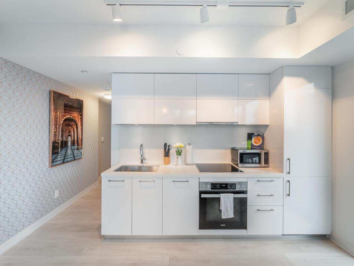 Apartment Designer 1br + Study In Coveted Yorkville *