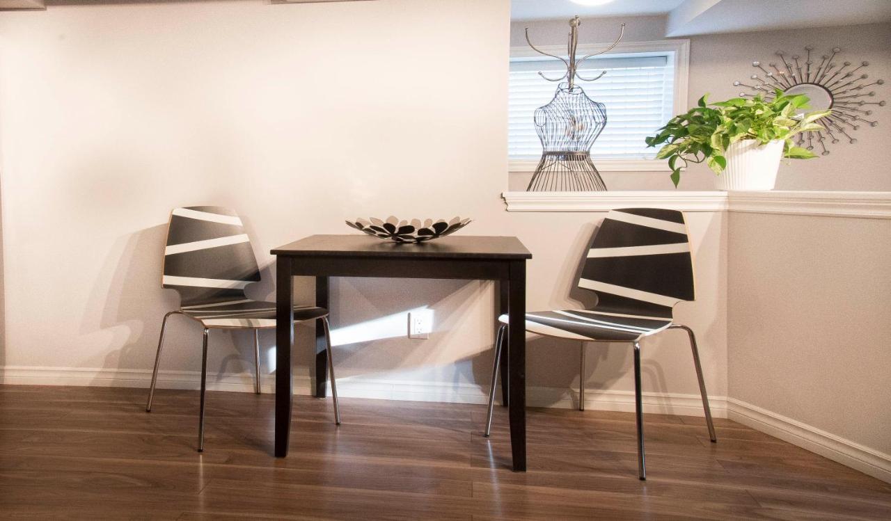 Apartment Charming Downtown Pied-a-terre Toronto