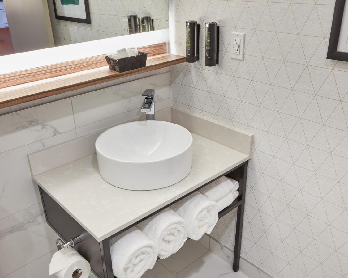 Stay Inn Hotel Toronto Hotel