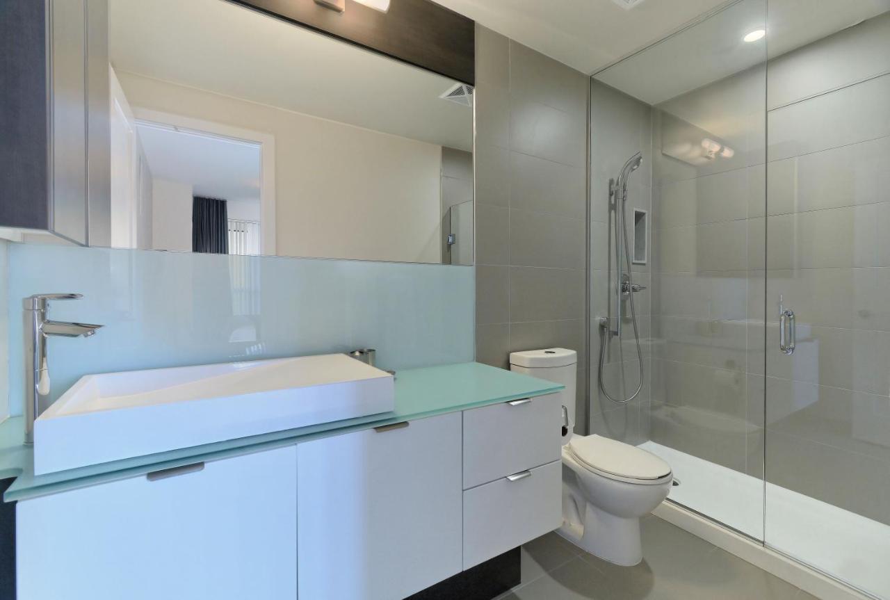 Delsuites - 300 Front Street - 30 Night Stays 5* Toronto