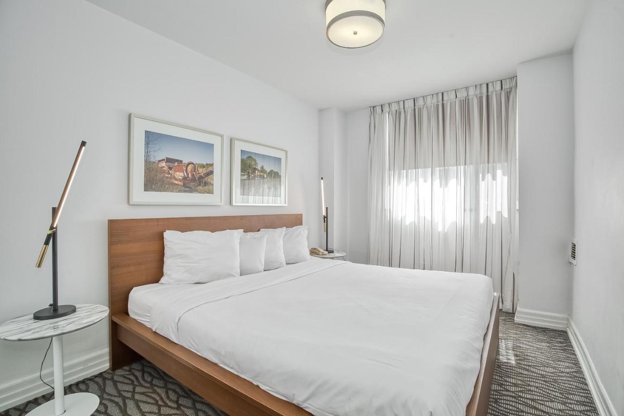 Town 3* Toronto