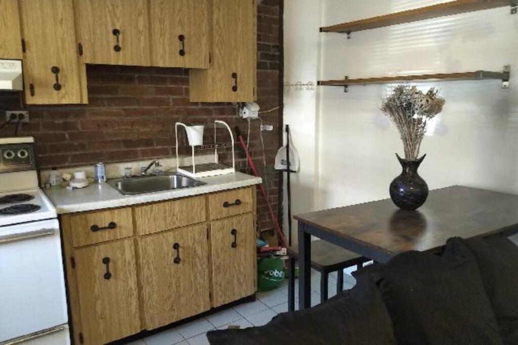Awesome Cozy 1 Bedroom Coachhouse * Toronto