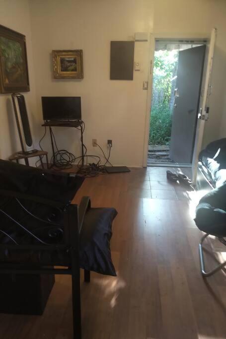 Awesome Cozy 1 Bedroom Coachhouse Ferienhaus *