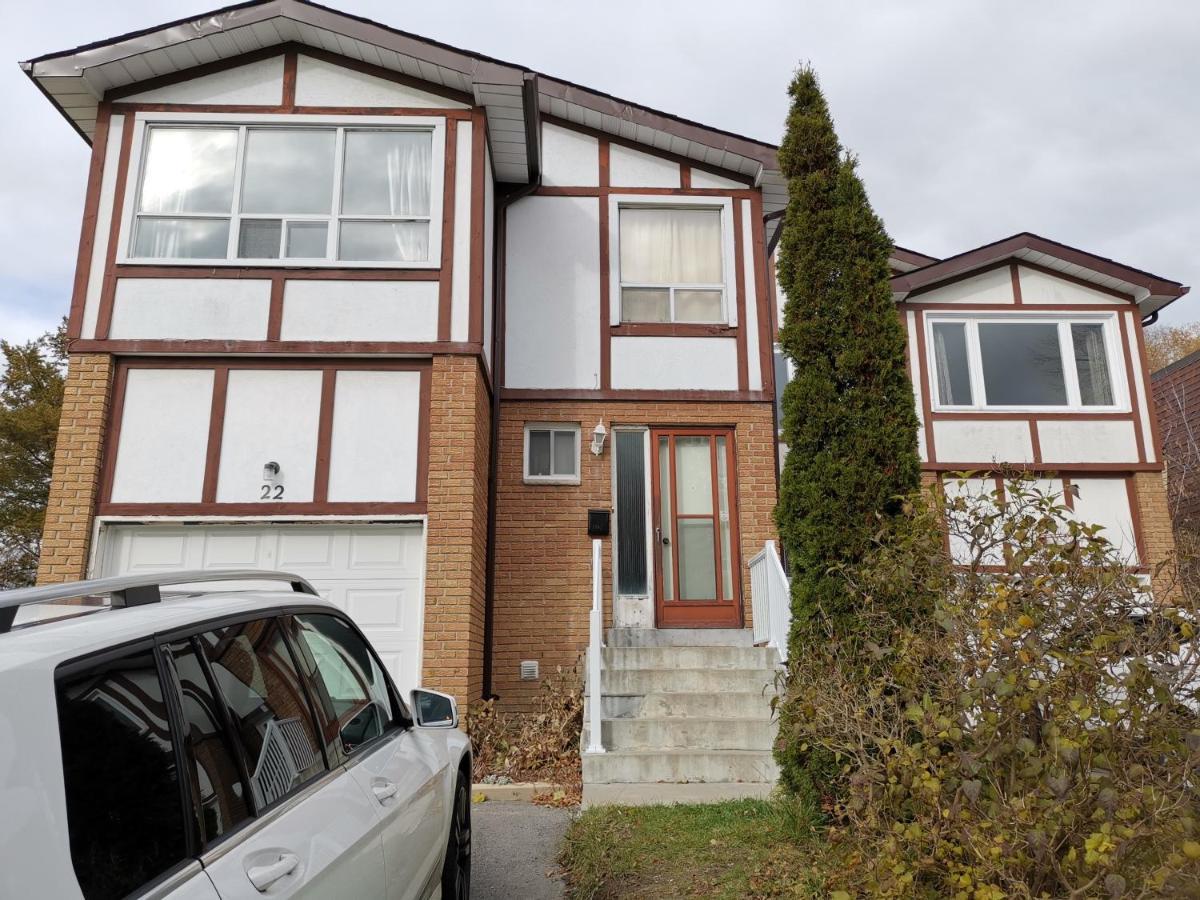 Private In House In North York Shared Kitchen Guest house *
