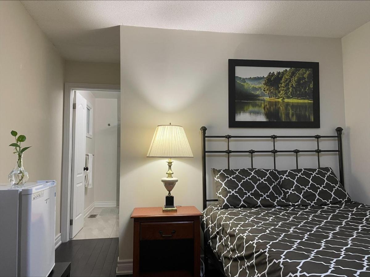 Privatunterkunft 77 Nice And Warm Series Rooms Toronto