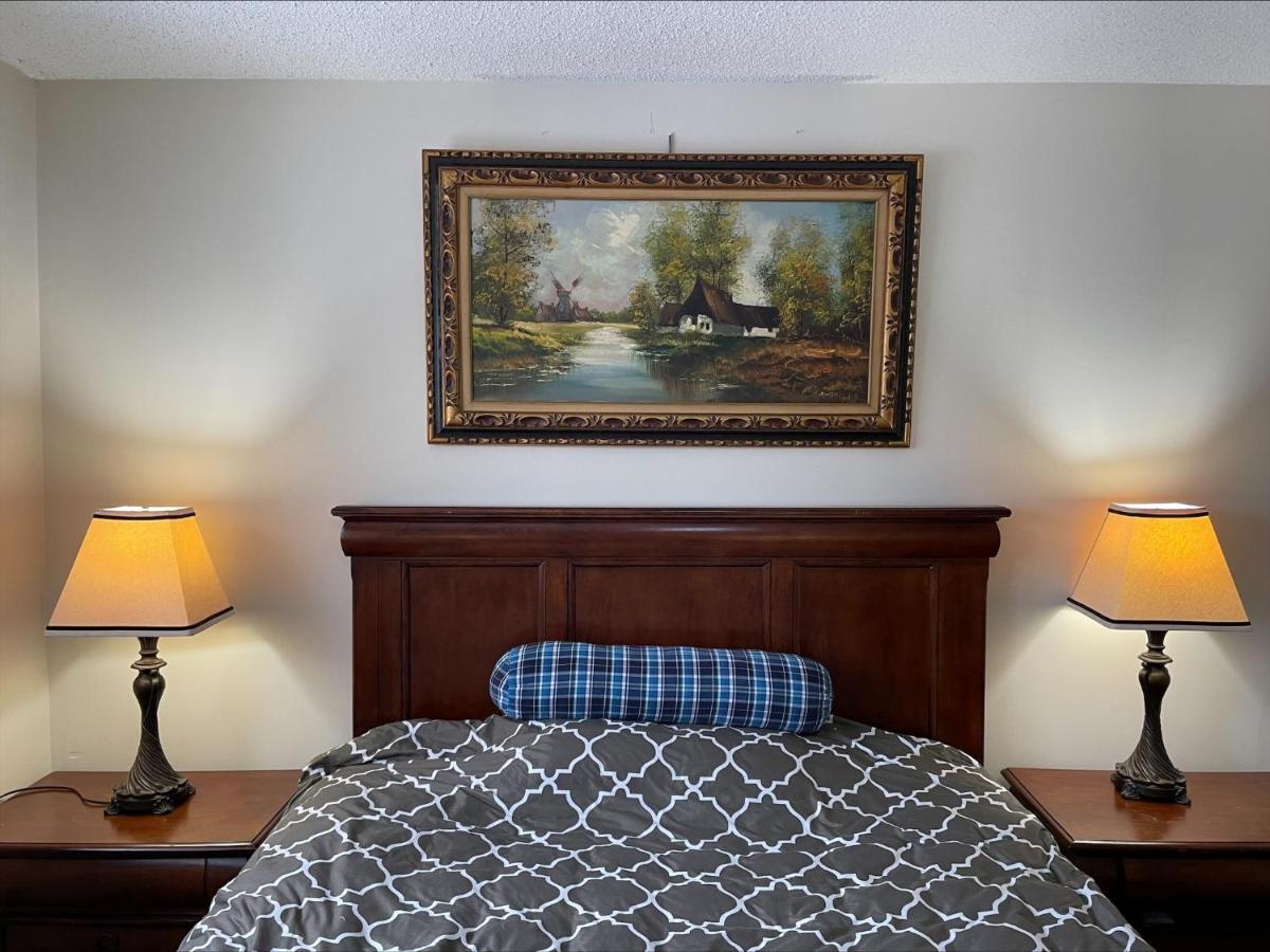 77 Nice And Warm Series Rooms Privatunterkunft *