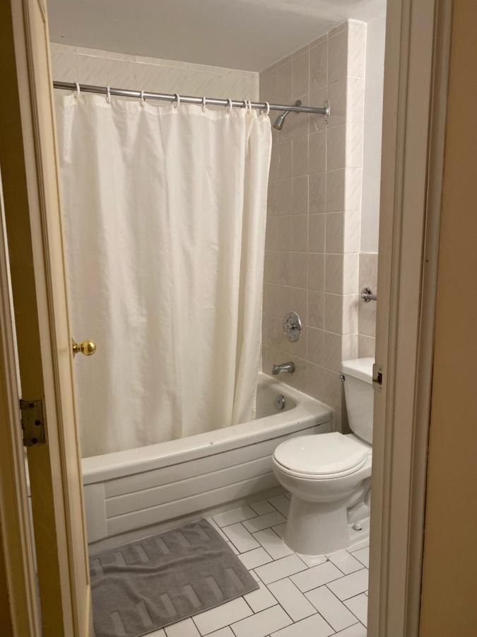 Guest house Linden Toronto