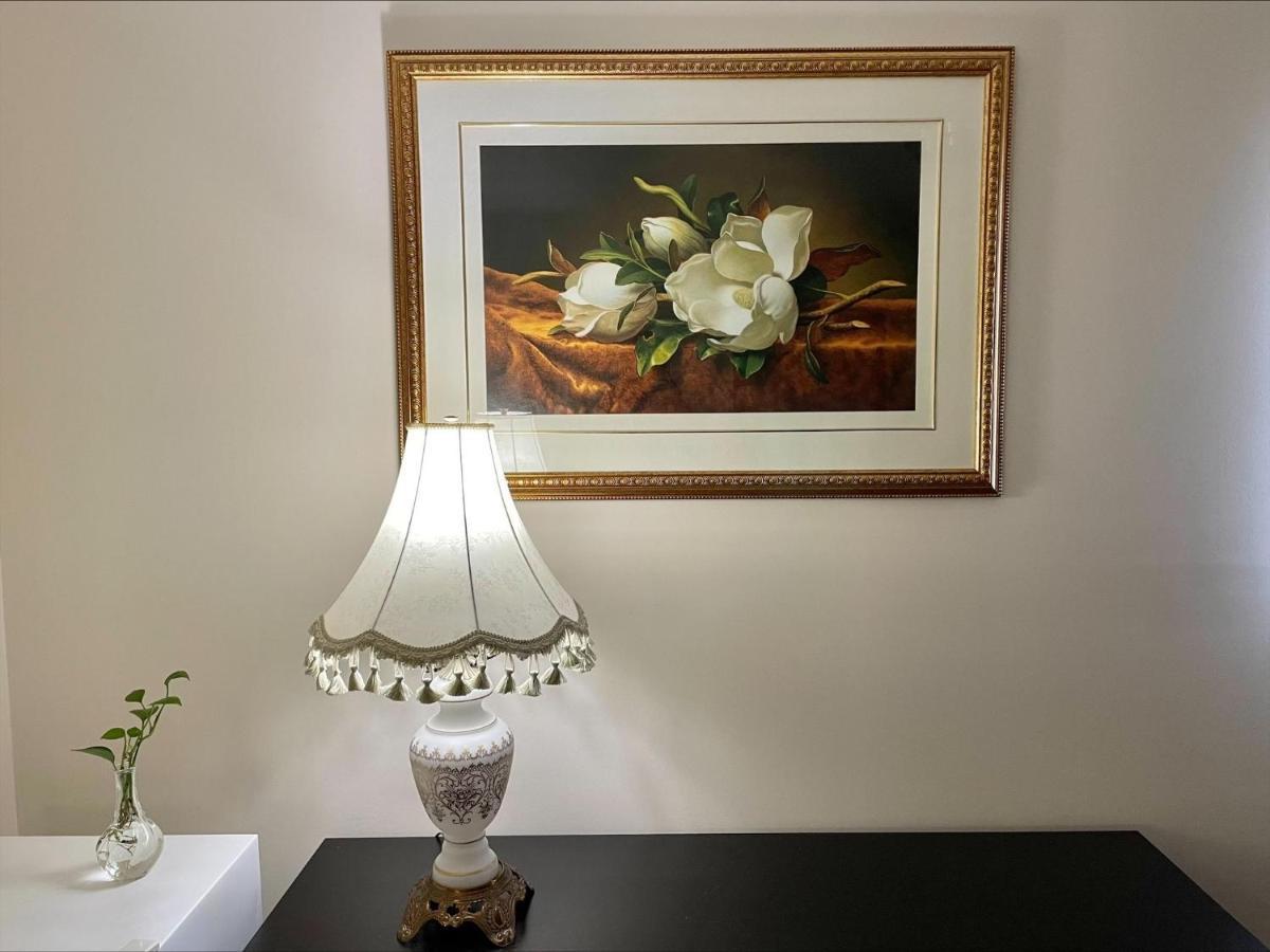 77 Nice And Warm Series Rooms Privatunterkunft *