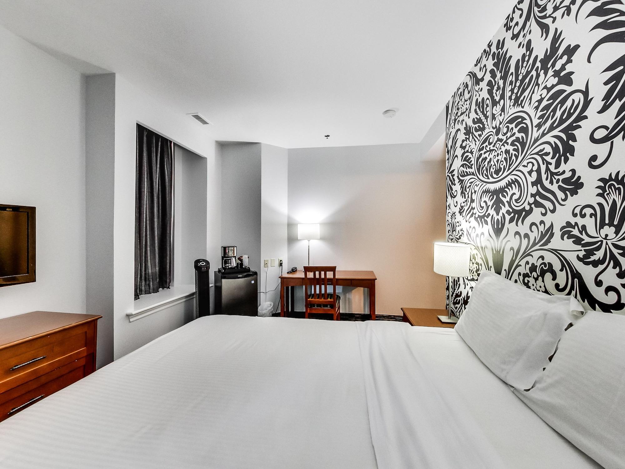Isabella & Hotel Toronto