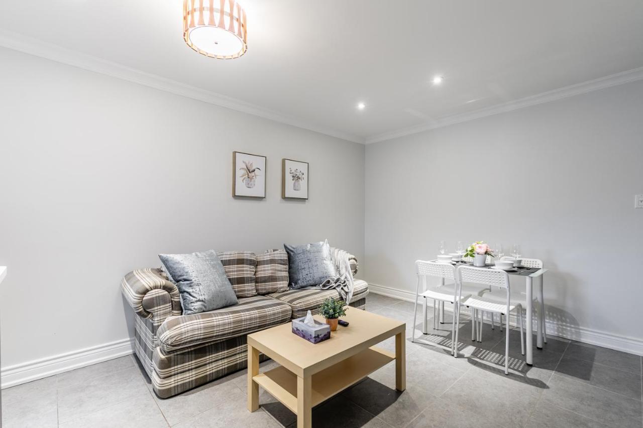 Bright And Modern - 3Br Triplex Apt - Near Trinity Bellwoods Apartment