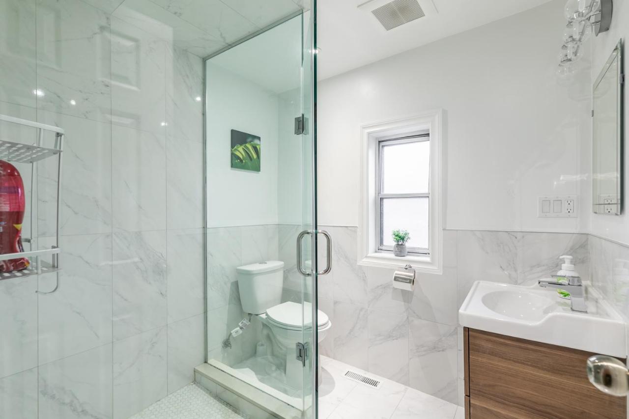 Apartment Bright And Modern - 3Br Triplex Apt - Near Trinity Bellwoods *