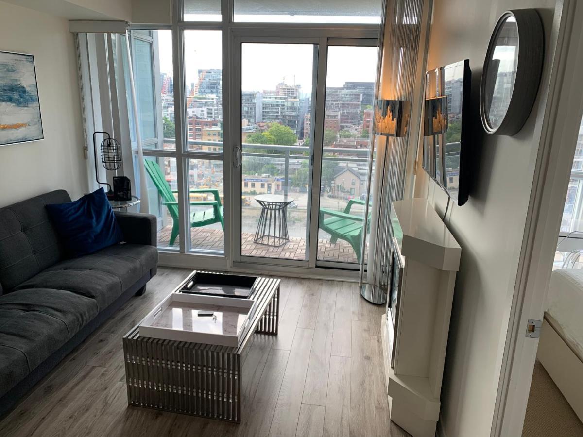 Toronto Suite With Parking Toronto