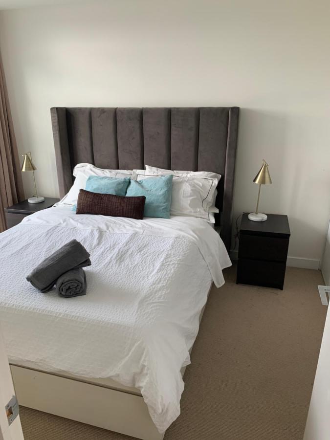 Toronto Suite With Parking Apartment *
