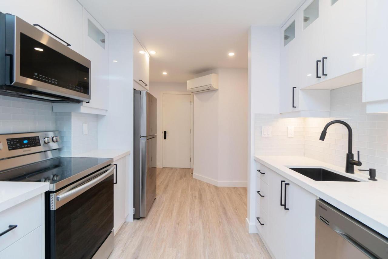 Apartment Your Comfy In Mid-toronto *