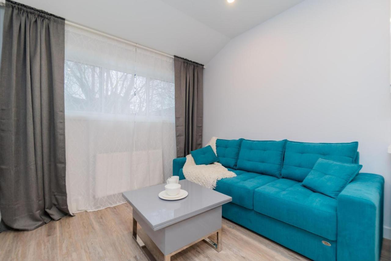 Your Comfy In Mid-toronto Apartment *