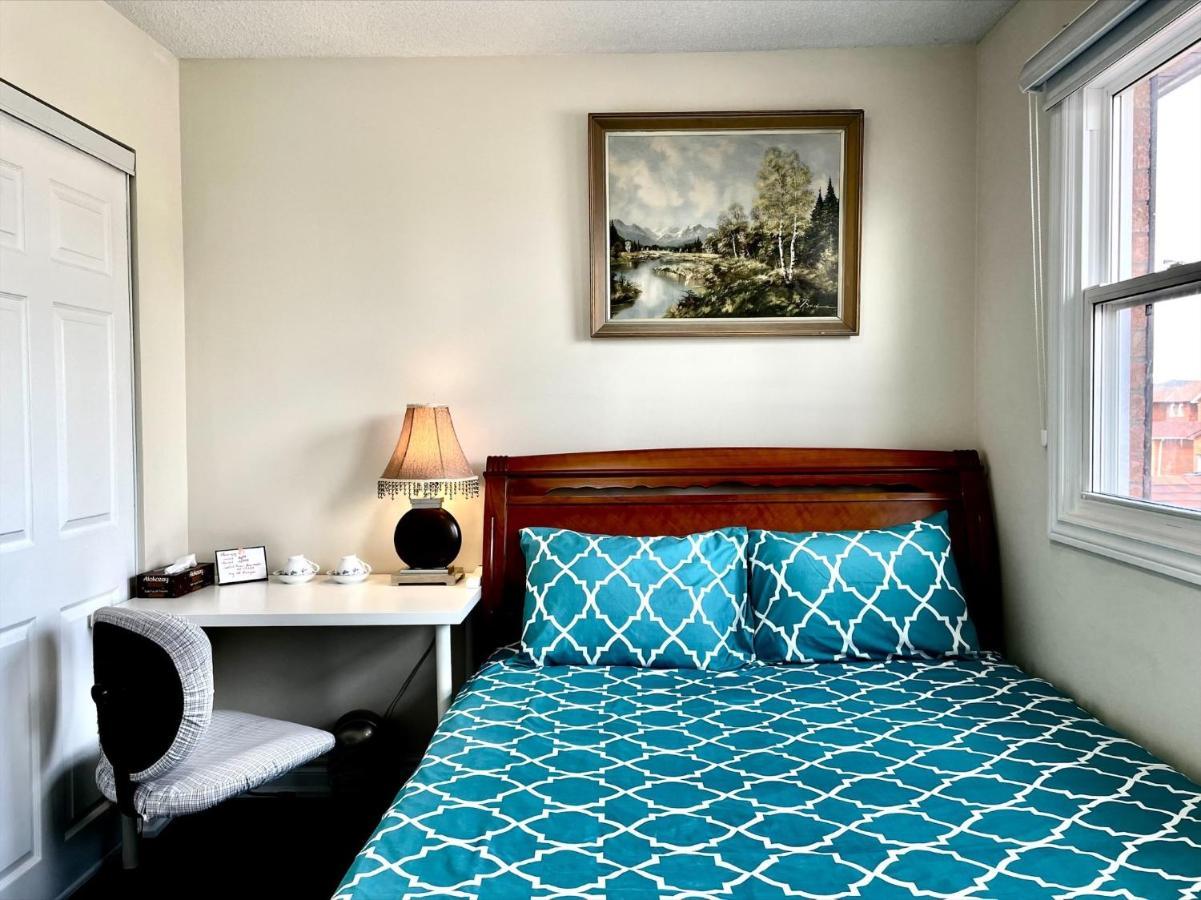 Homestay Btn Family-style Bustling Area Self-check-in So Fast Fiber Net Free Parking Toronto