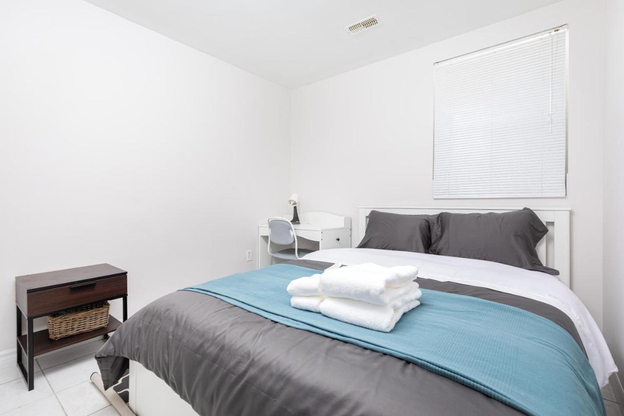 Individual Rooms For Rent In Shared House Guest house Toronto