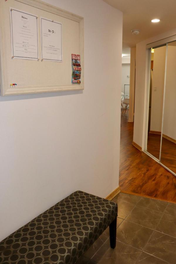 Apartment/2bedrooms/2 Full Bathrooms/free Parking Apartment Toronto
