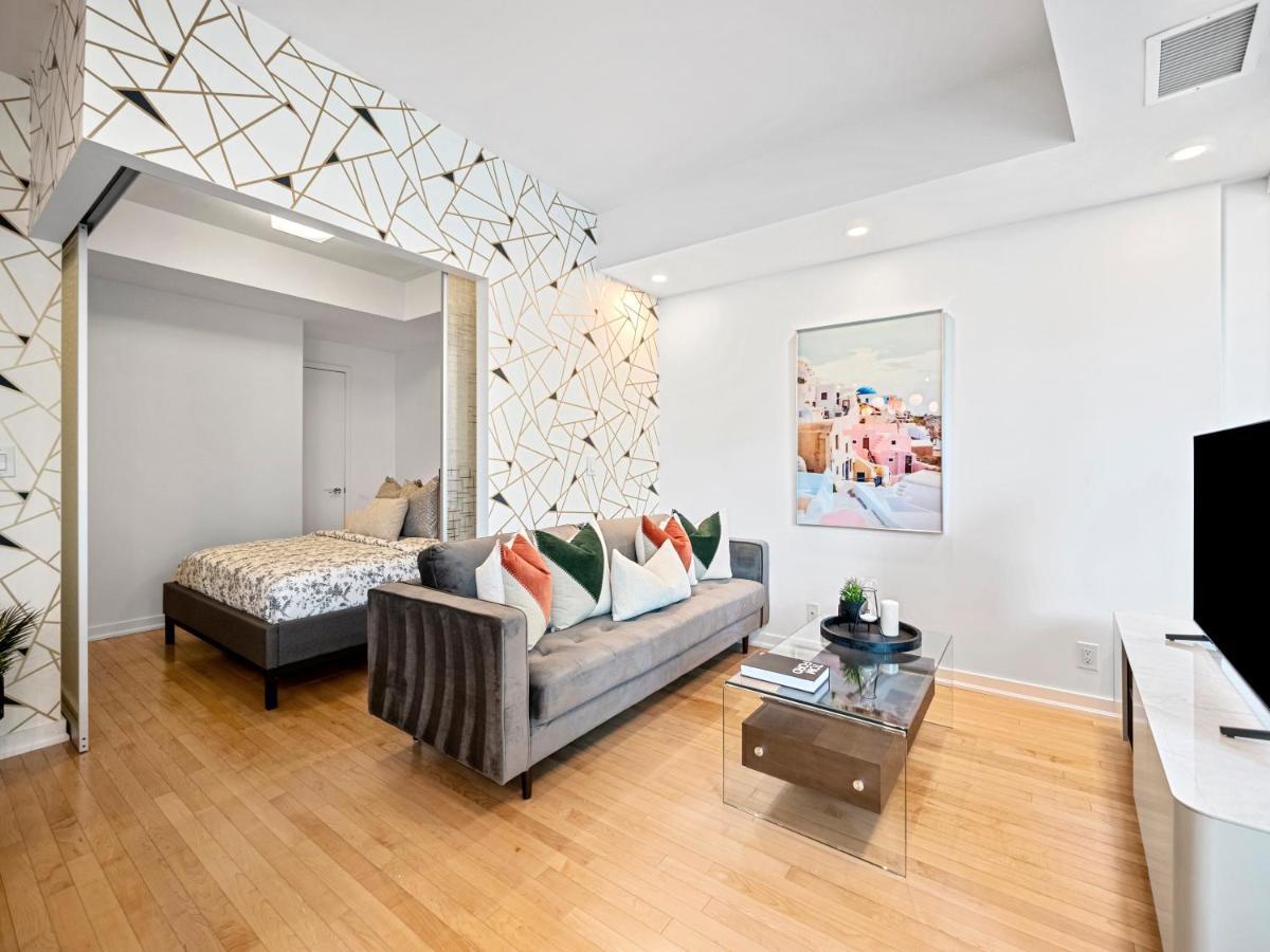Stylish 1br - Cn Tower View, Entertainment District-downtown