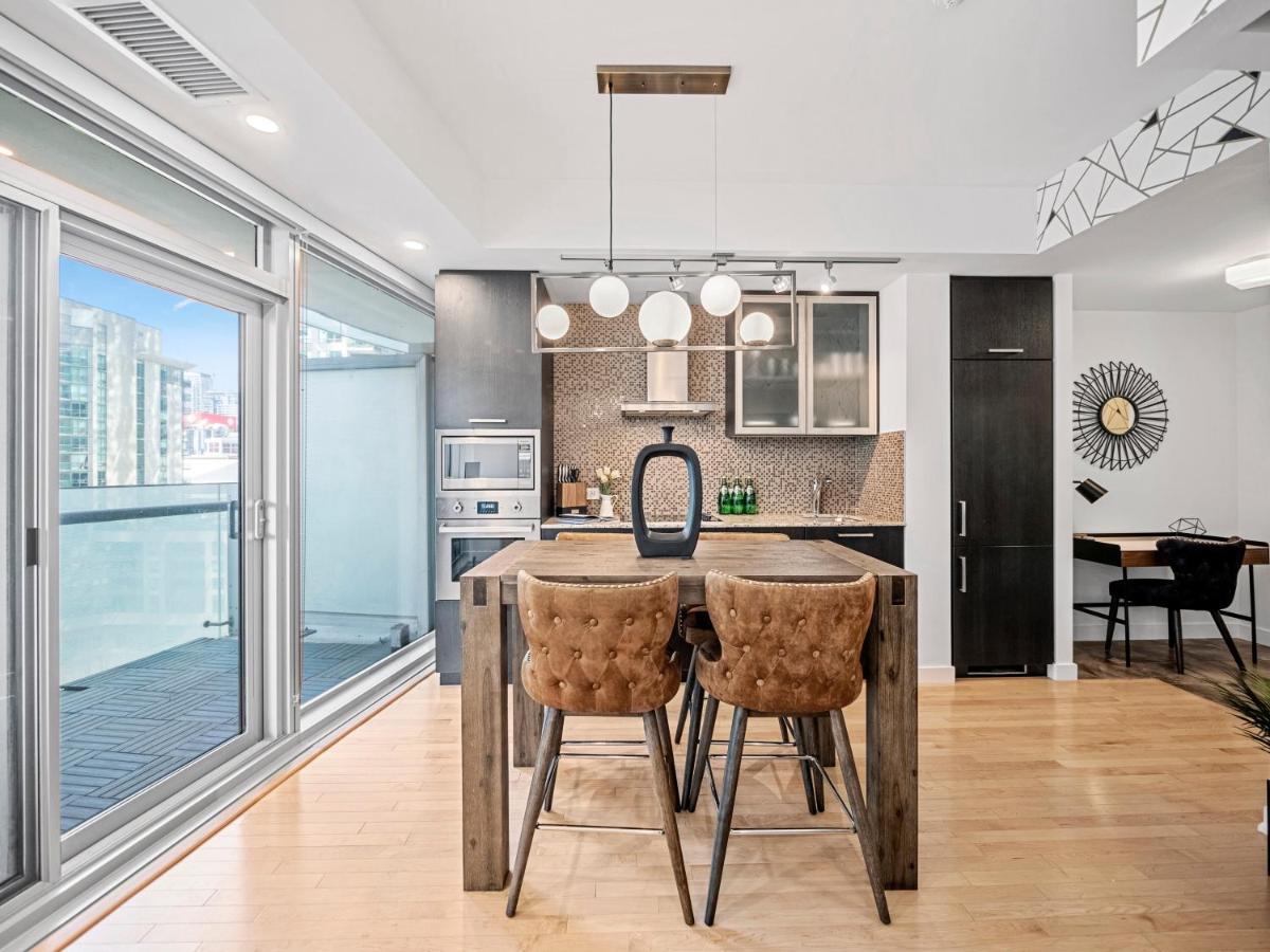 Stylish 1br - Cn Tower View, Entertainment District-downtown Apartment Toronto