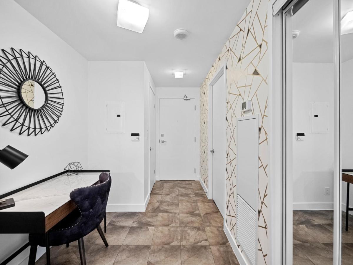 Stylish 1br - Cn Tower View, Entertainment District-downtown Apartment Toronto