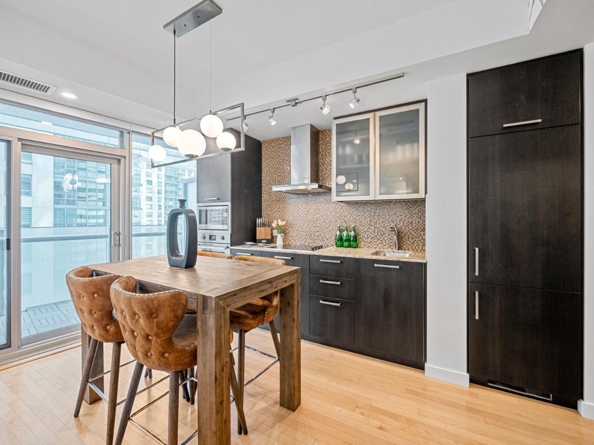 Apartment Stylish 1br - Cn Tower View, Entertainment District-downtown Toronto