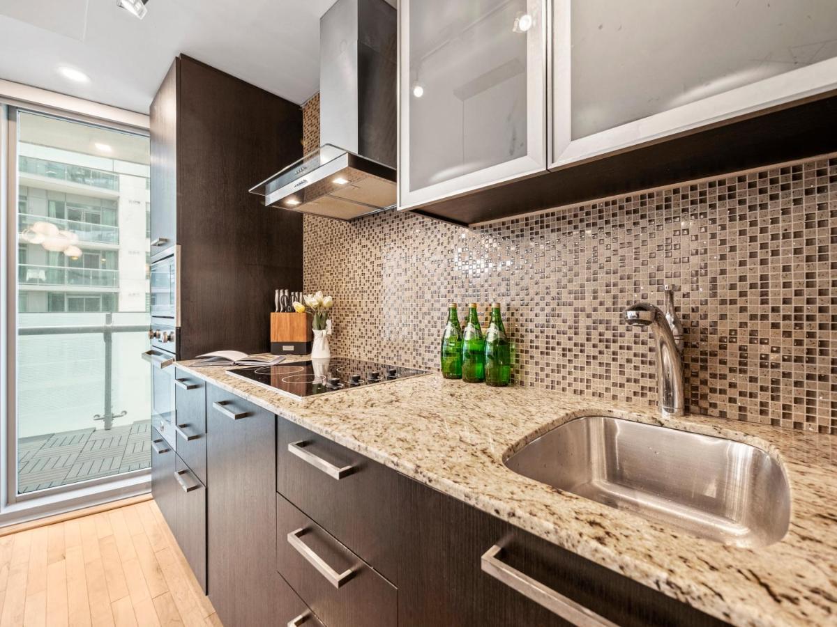 Apartment Stylish 1br - Cn Tower View, Entertainment District-downtown *