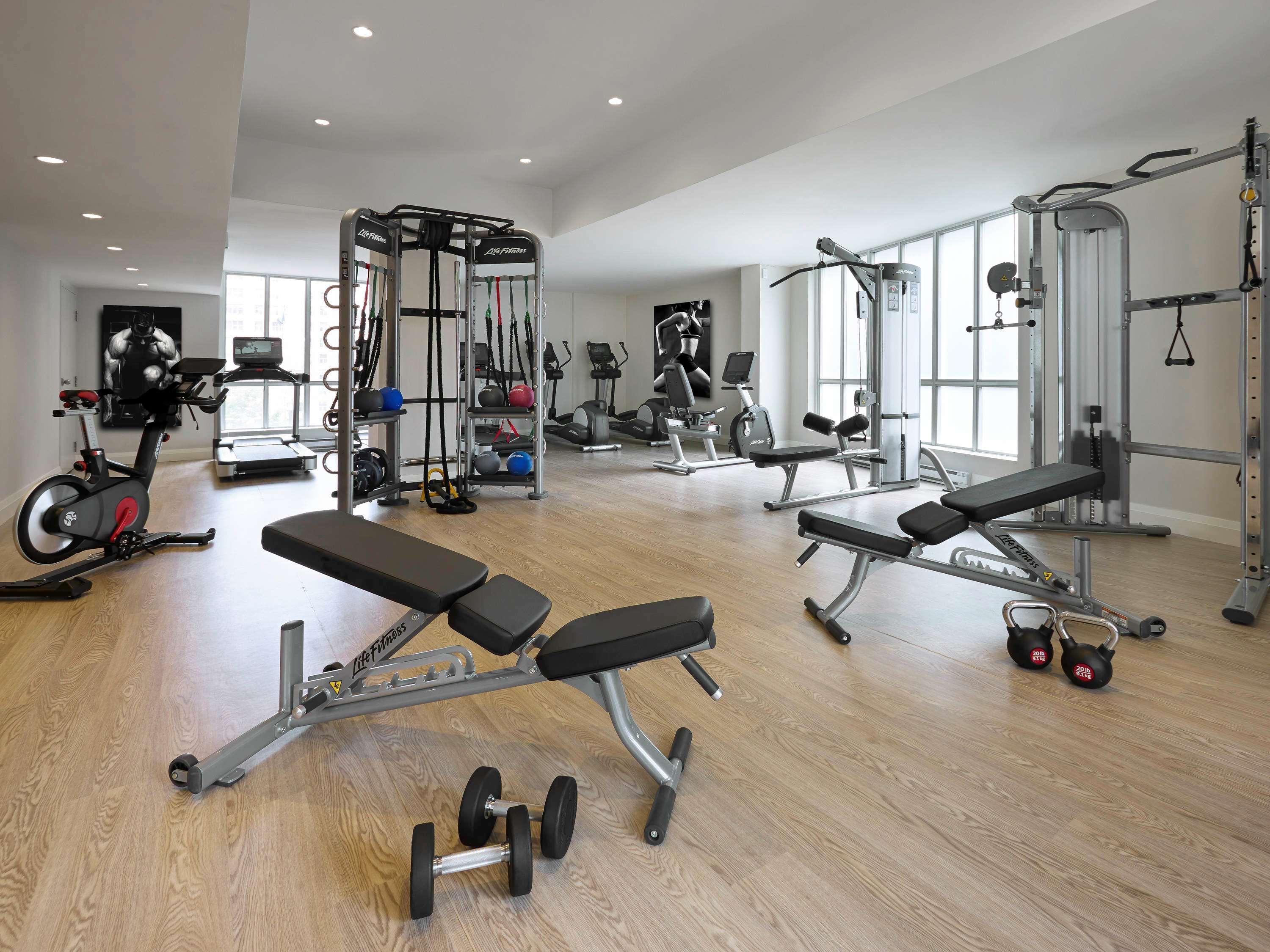The Novotel Centre 4*