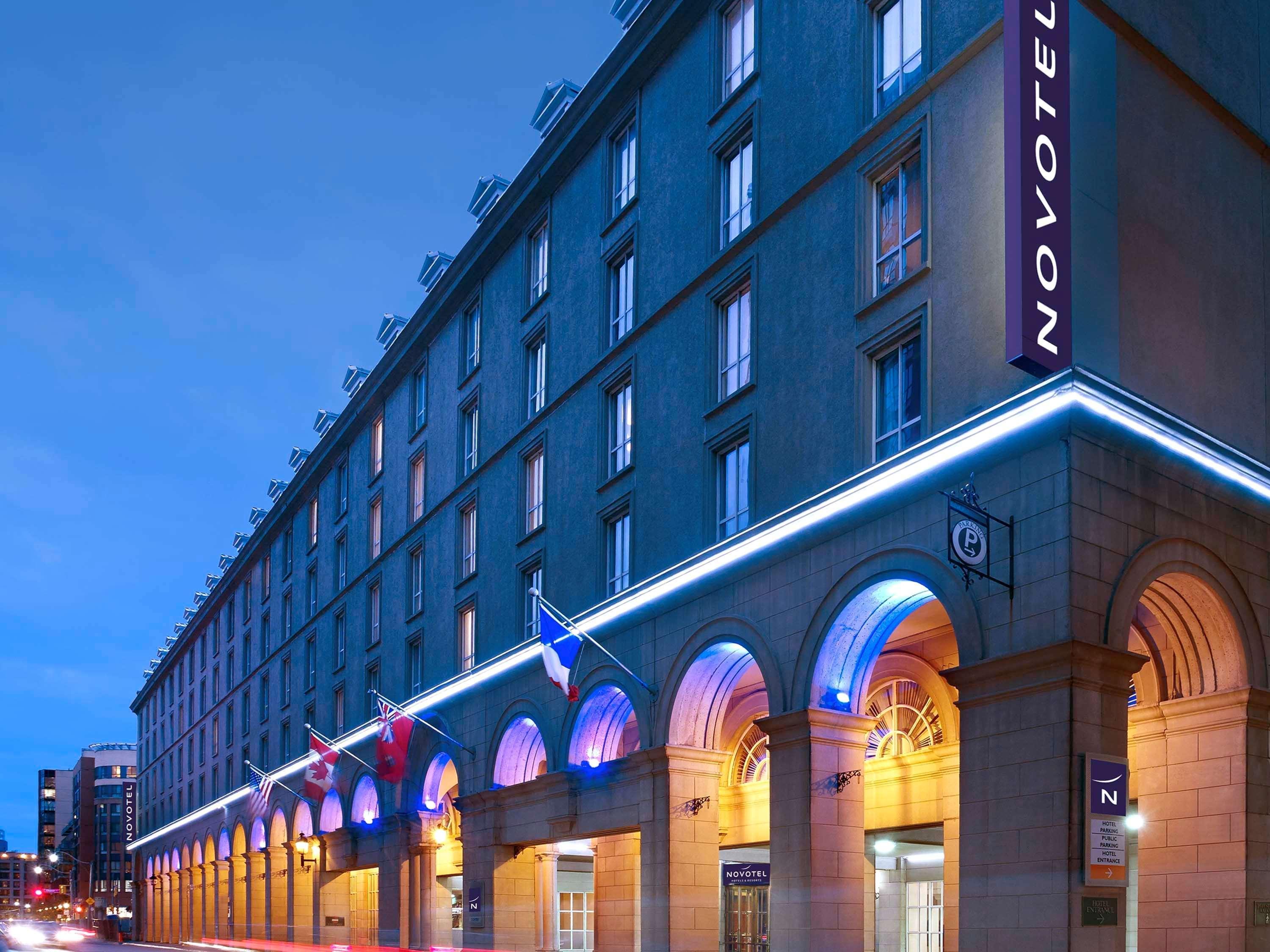 Hotel The Novotel Centre 4*