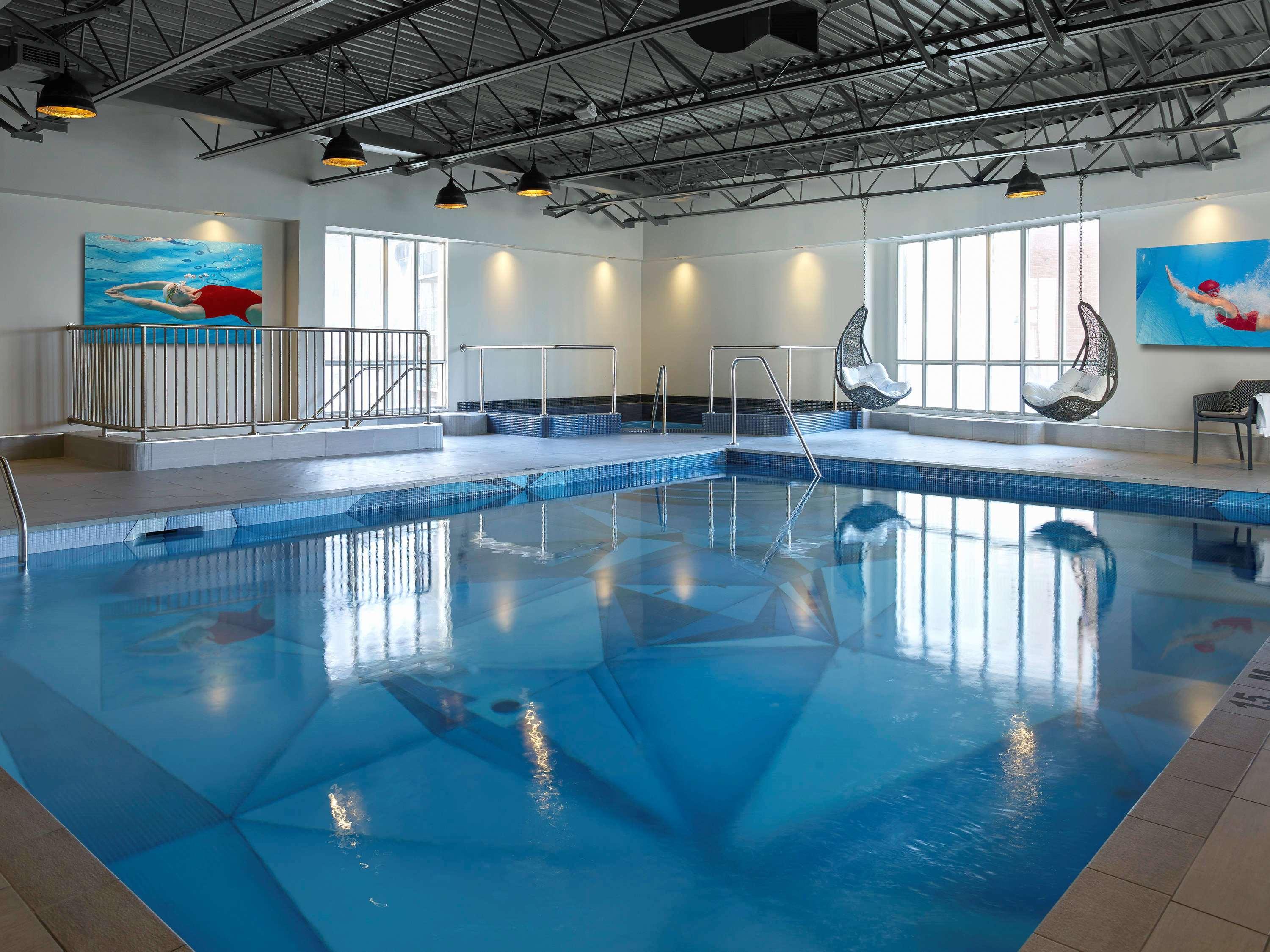 The Novotel Centre 4*