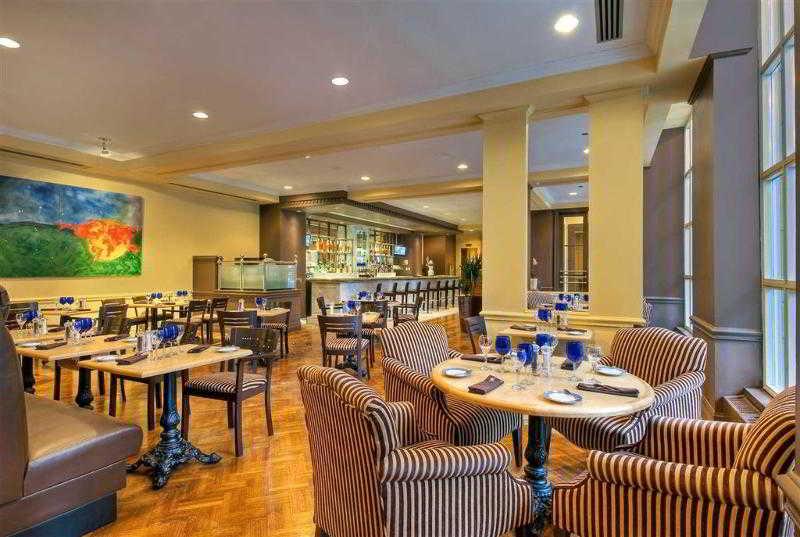 Hotel The Novotel Centre 4*
