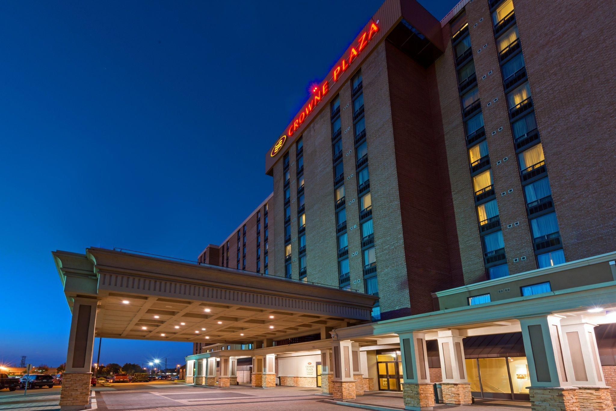 Crowne Plaza Airport By Ihg