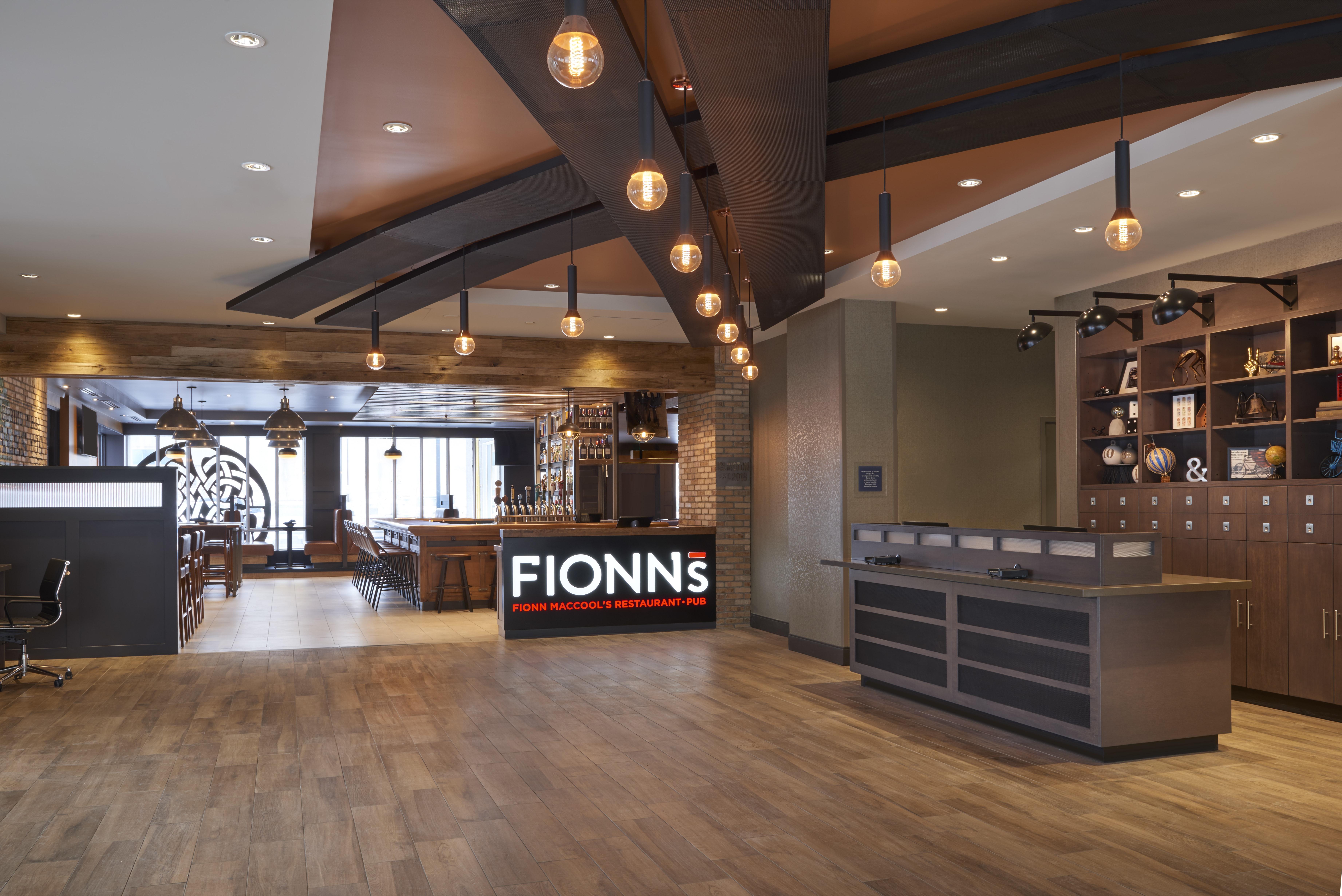 Four Points By Sheraton Airport East Hotel