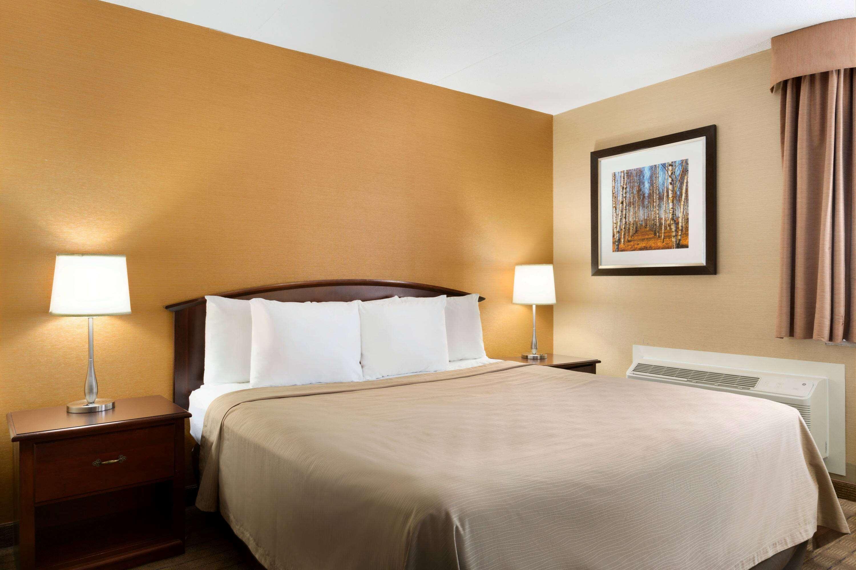 Travelodge By Wyndham East 2* Toronto