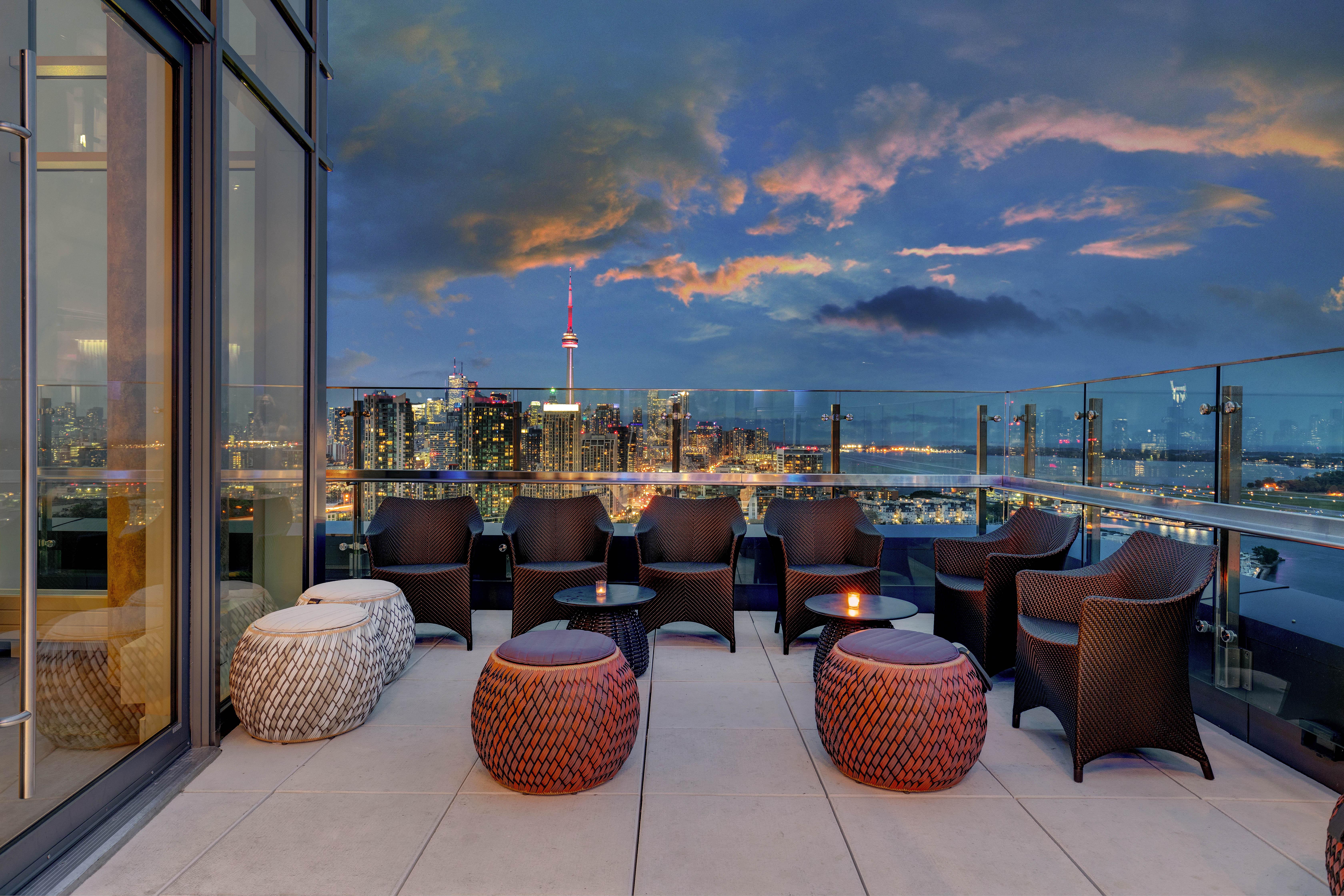 X Toronto, A Destination By Hyatt Toronto