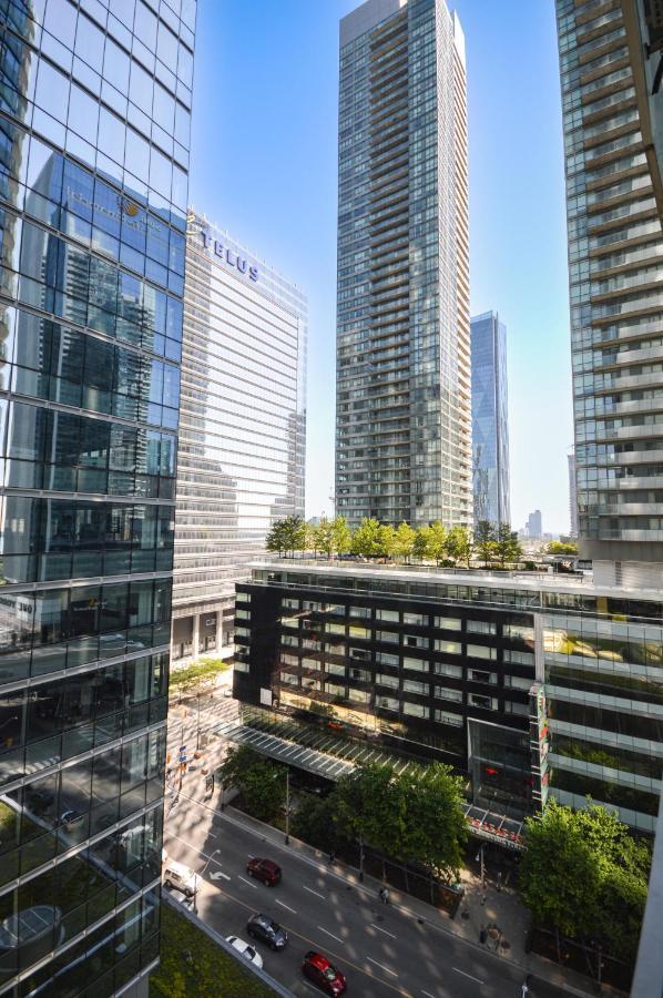 Minutes Walk To Scotiabank Arena,tiff, Mtcc,cn Tower Downtown * Toronto