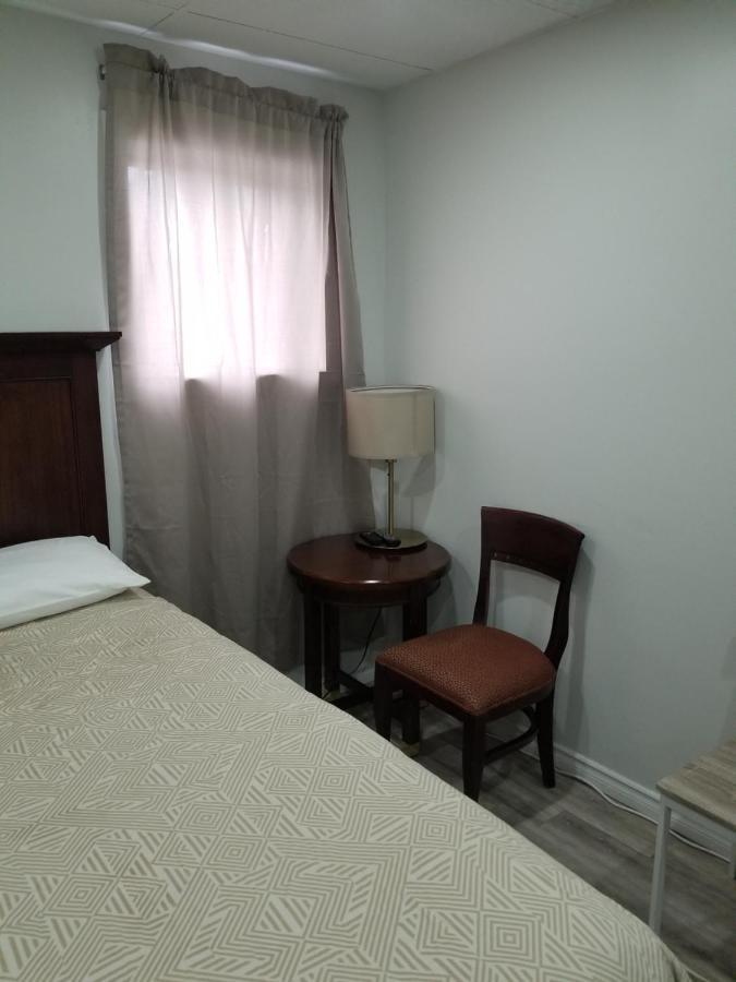 Xs Dealz Inn Toronto