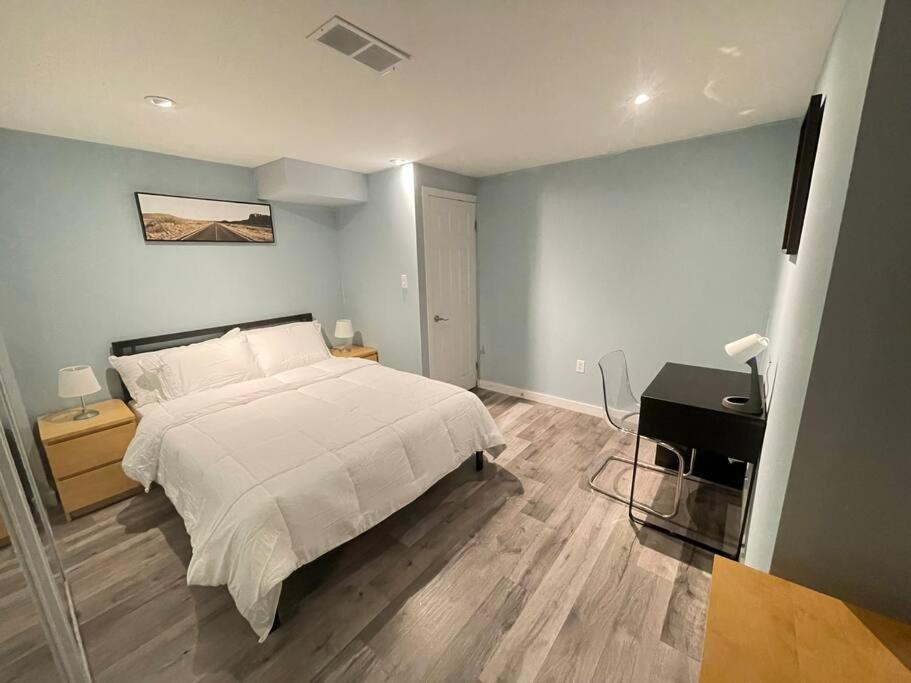Lovely 2 Bedroom Basement In Toronto