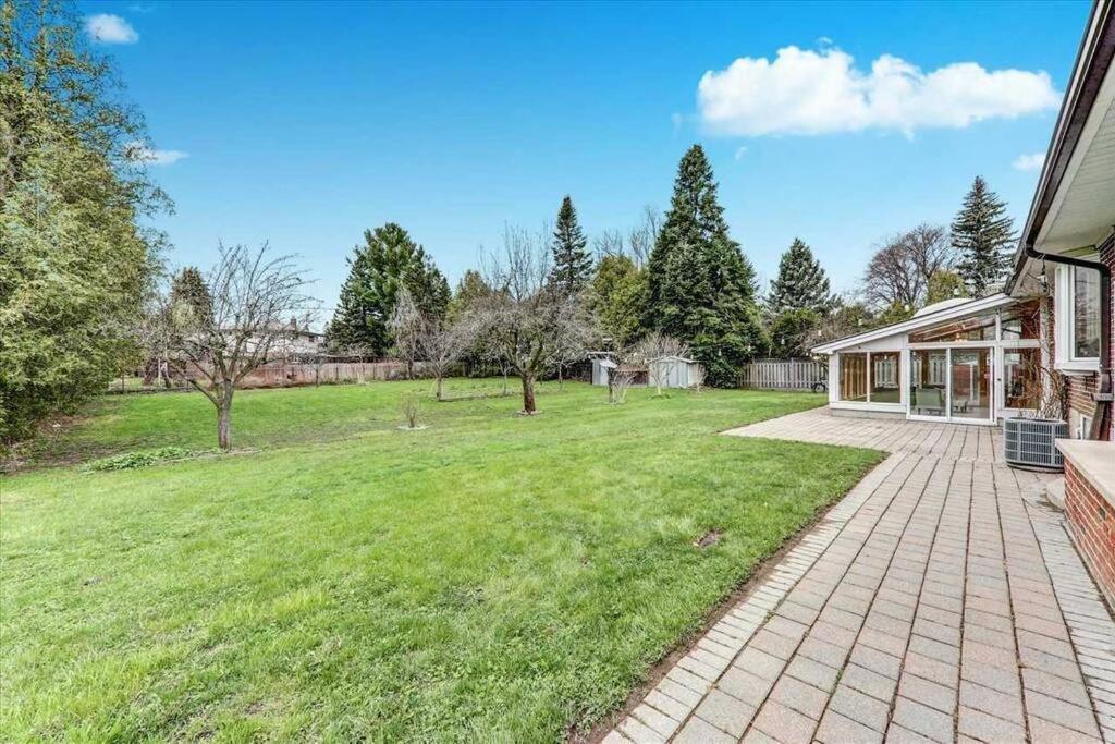 Apartment Lovely 2 Bedroom Basement In