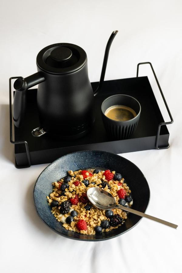Hotel Gladstone House 4*
