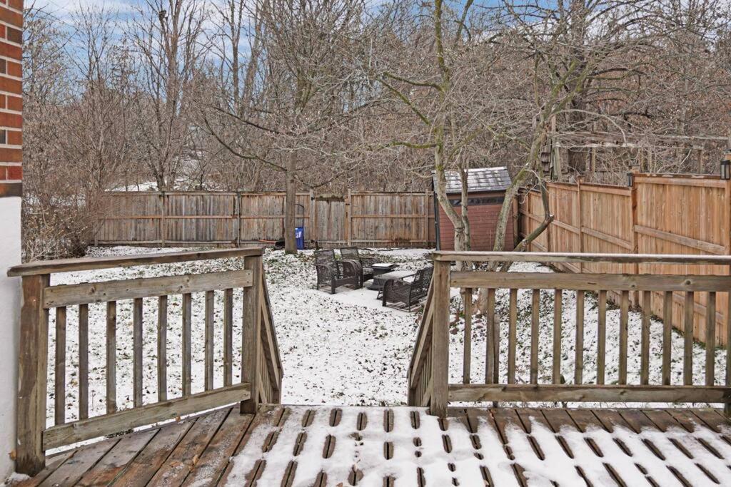 Holiday home Charming Cozy Ravine Mins To Parks & Lake Entire House *