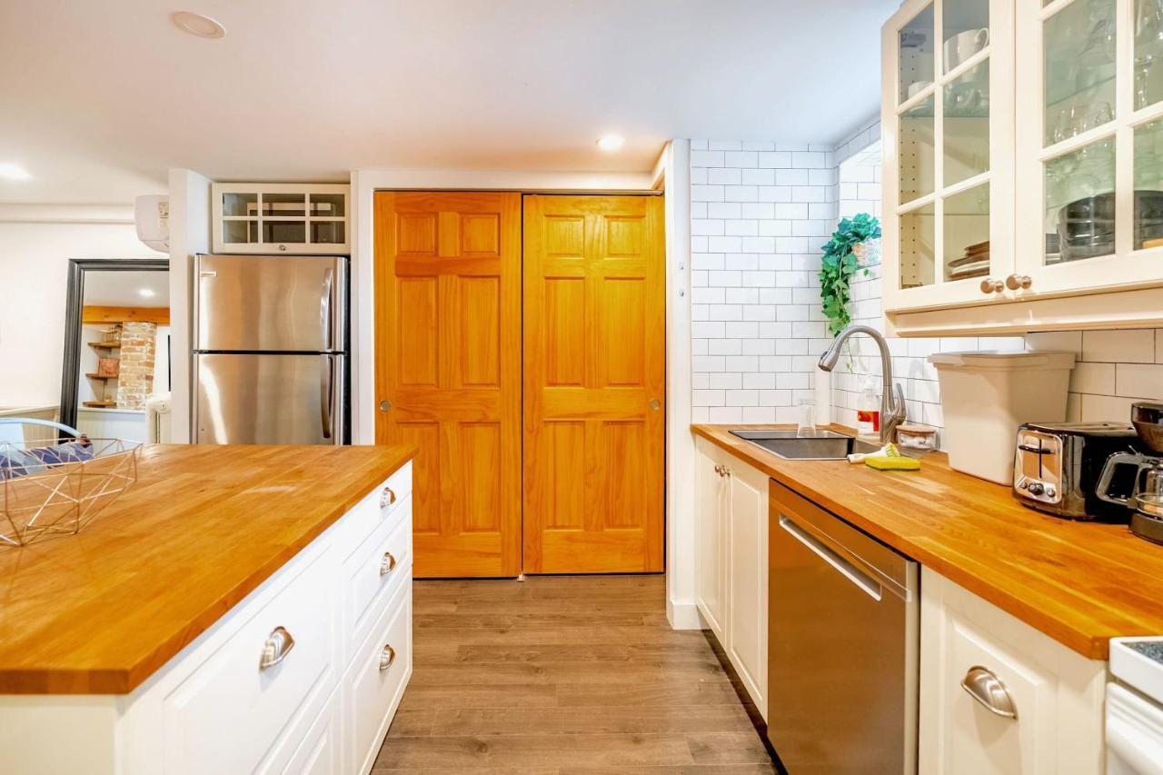 Spacious 1br Just Minutes From High Park *
