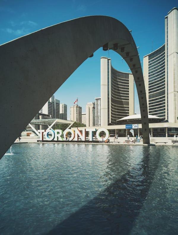 Lovely 2 Bed In Downtown *
