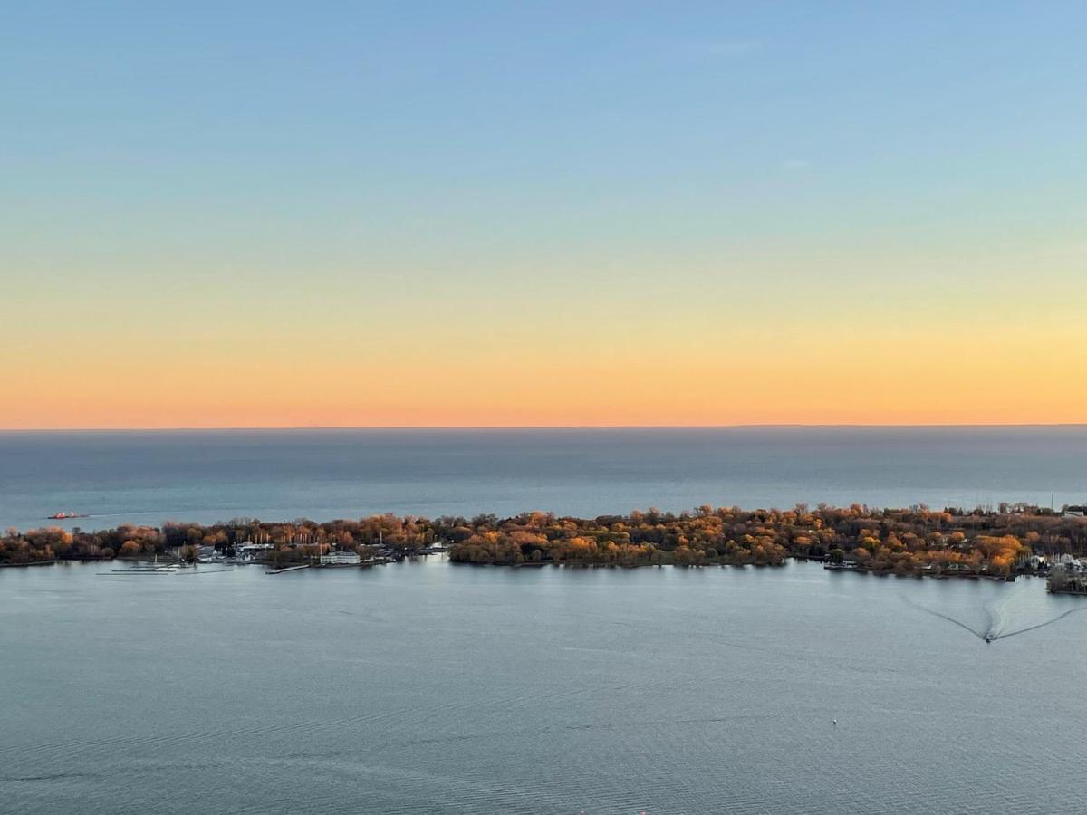 Presidential Heart Of Downtown With Stunning View Apartment *