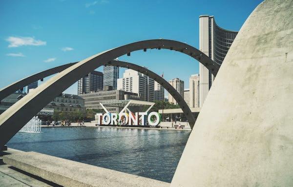 Lovely 2 Bed In Downtown *