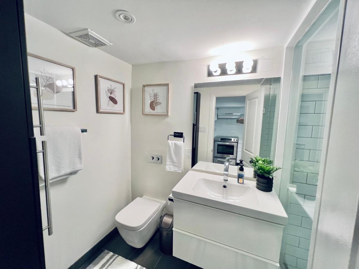 Apartment 1 Bedroom In Downtown East Side Toronto