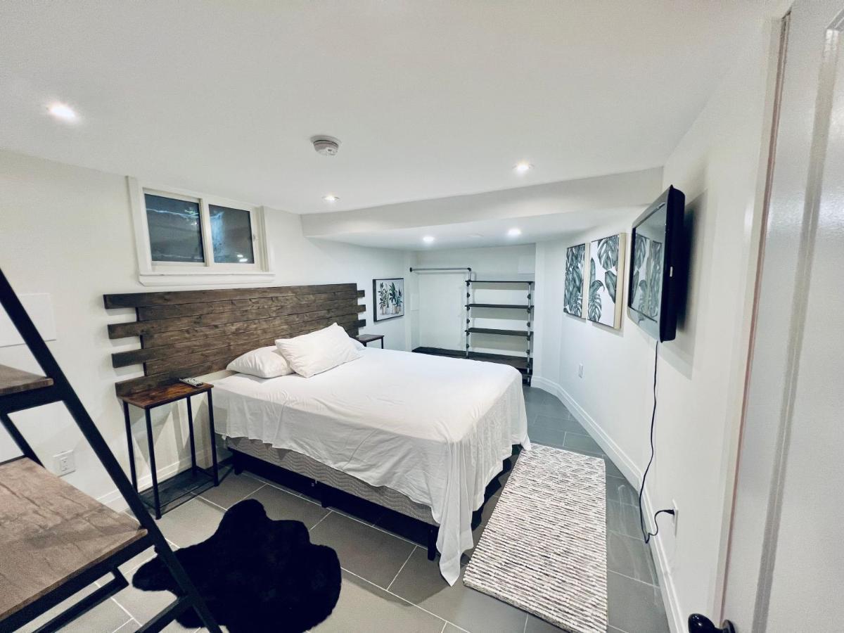 1 Bedroom In Downtown East Side Apartment *