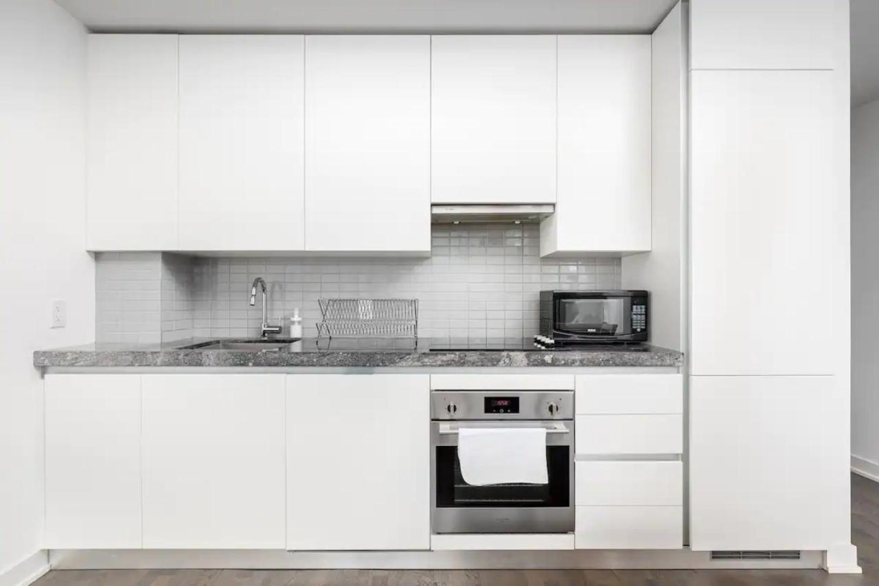 Central Downtown Suites * Toronto