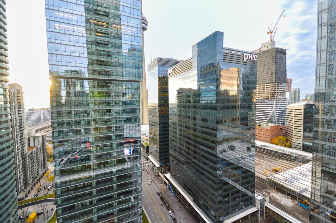 Minutes Walk To Scotiabank Arena,tiff, Mtcc,cn Tower Downtown * Toronto